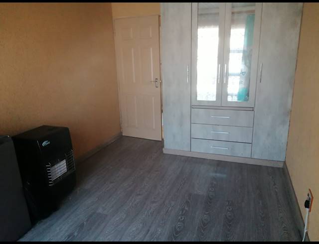 4 BEDROOM HOUSE FOR SALE IN TLHABANE WEST